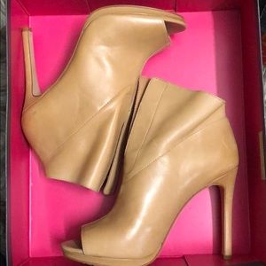 Vince Camuto bootie heels